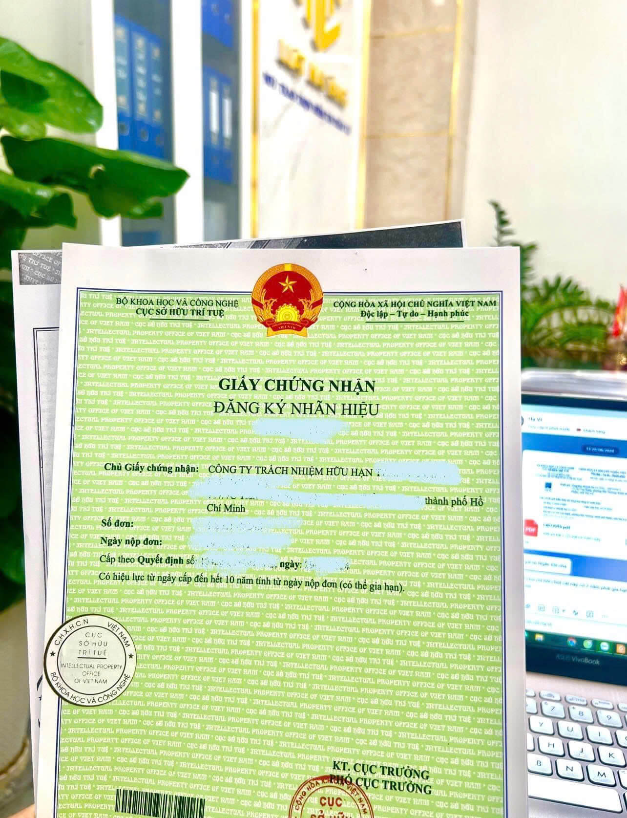 Giấy chứng nhận đăng kí nhãn hiệu ()