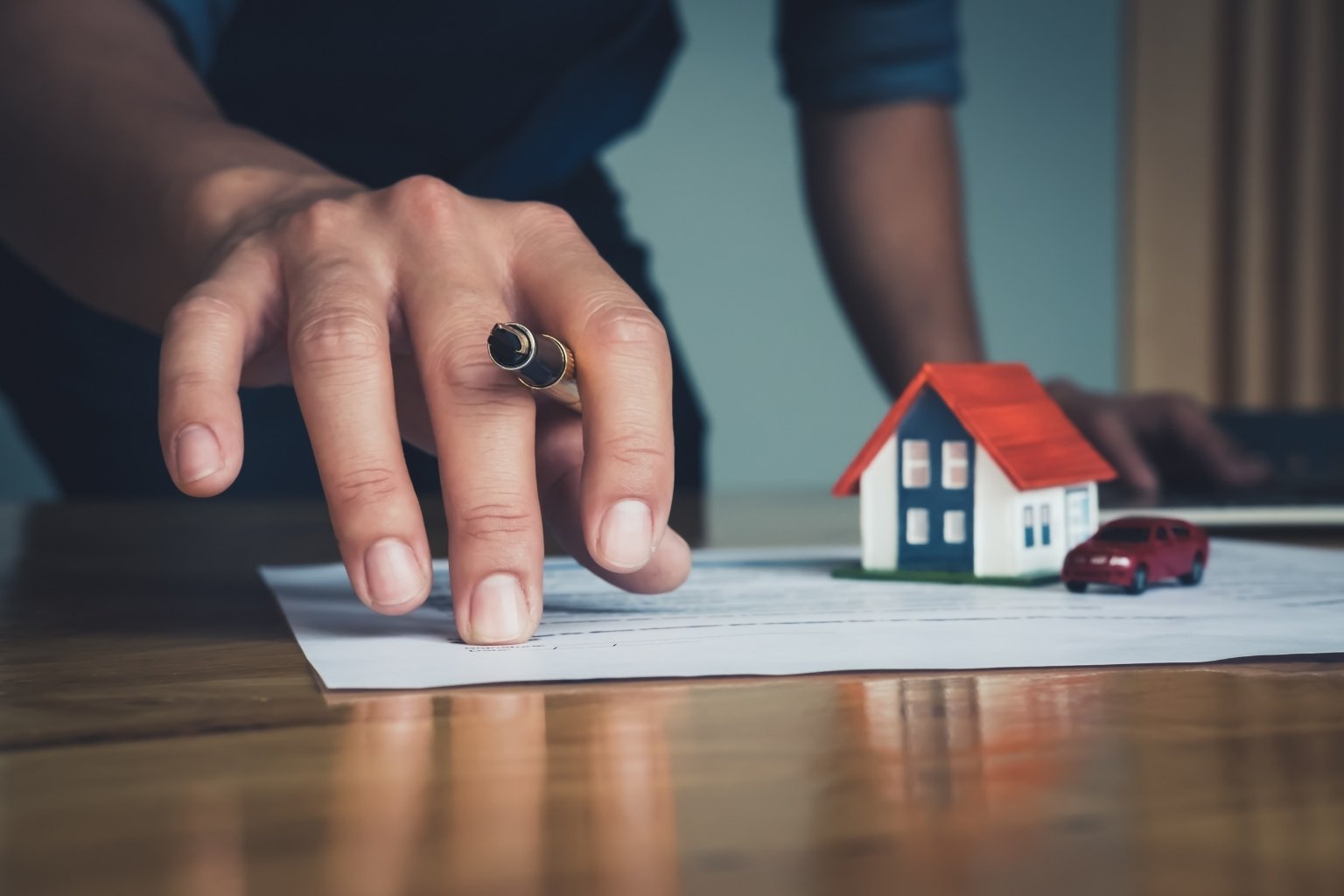 Khi ly hôn cần lưu ý gì về con cái tài sản và án phí?